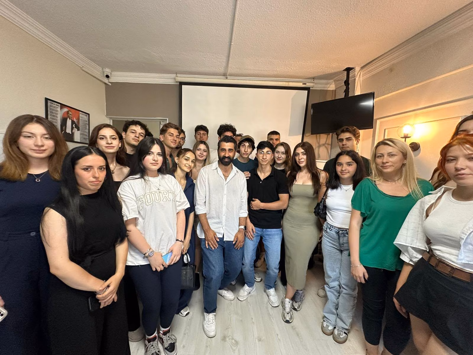 Yetişkin oyunculuk sınıfımız